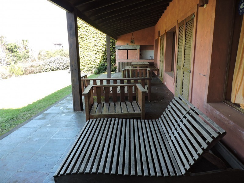 Casa en Montoya de 4 dormitorios